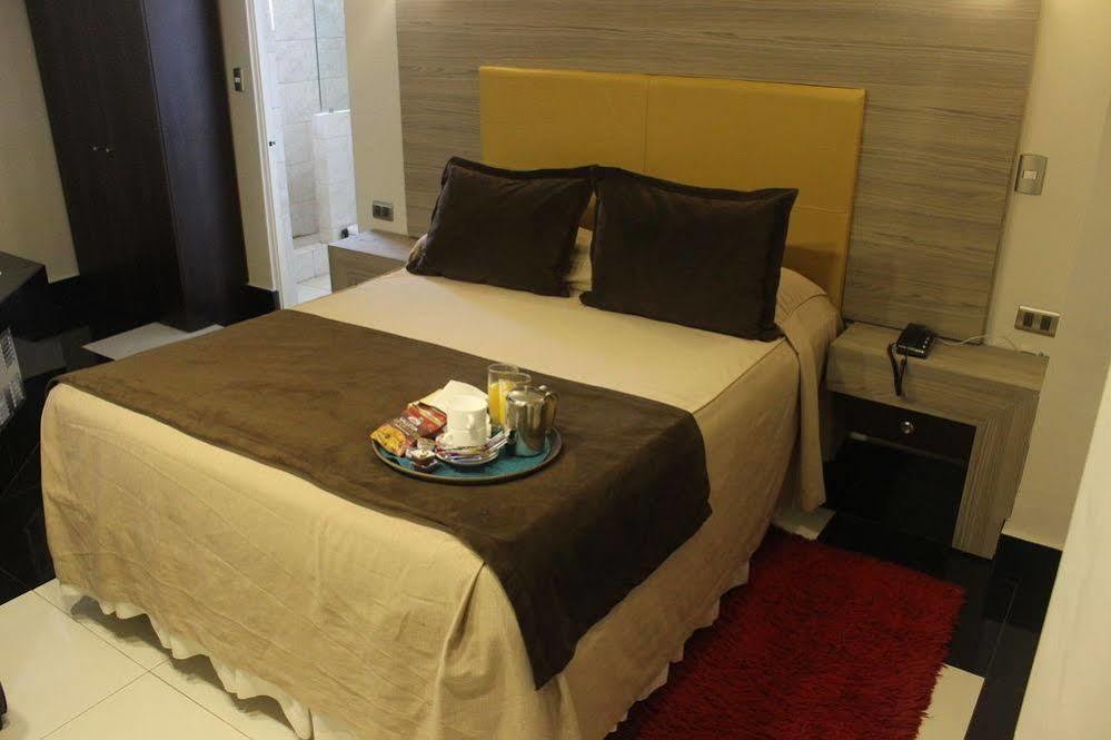Cosmopolita Hostel Сантьяго Экстерьер фото