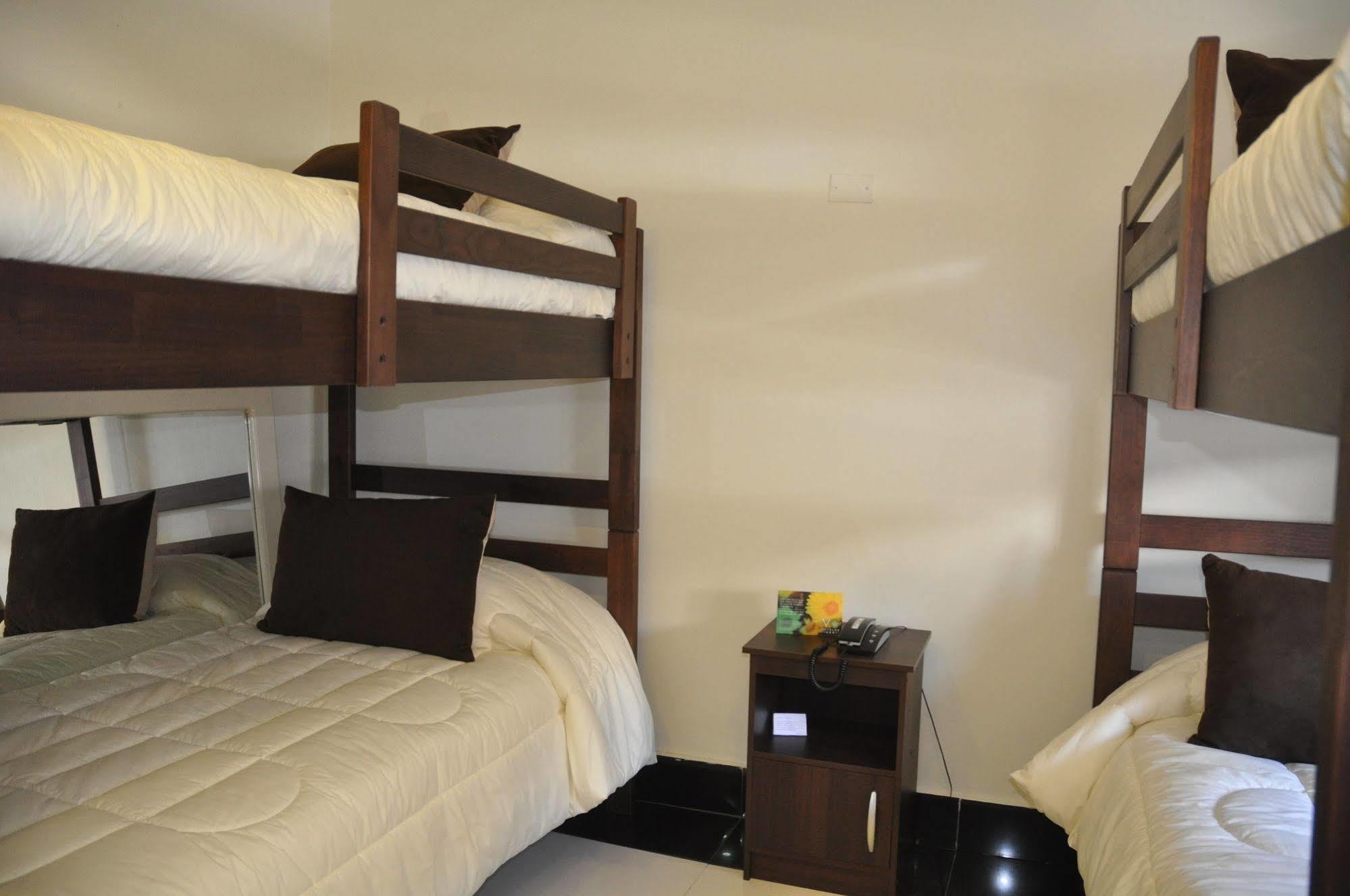 Cosmopolita Hostel Сантьяго Экстерьер фото
